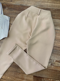 Calça alfaiataria nude - comprar online