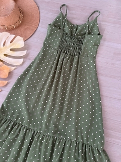 Vestido Midi poá na internet