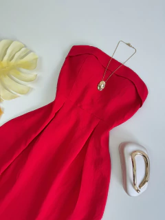 Vestido midi tomara que caia na internet