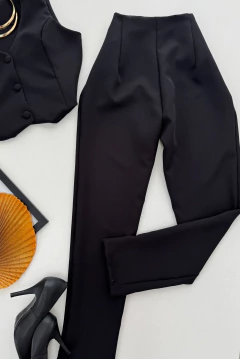 Conjunto Alfaiataria marrom na internet