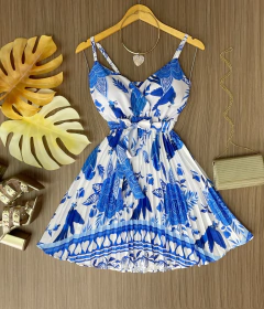 Vestido plissado curto