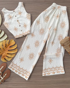 Conjunto pantalona e blusa - comprar online