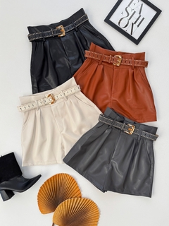 Shorts Courino com cinto - comprar online