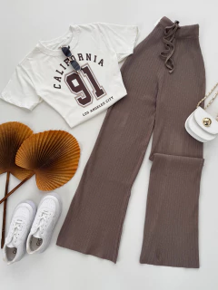 Calça listrada moldal (cópia) - (cópia) - Glamix 