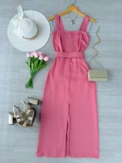 Vestido midi com cinto