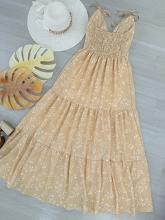 Vestido longo estampado na internet