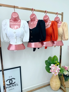 Cropped botões - loja online