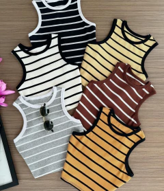 Cropped Ribana listrado na internet