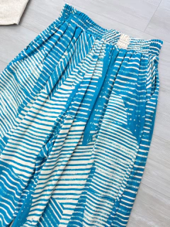 calça pantalona na internet