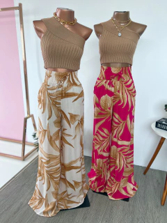 Calça pantalona Lastex na internet
