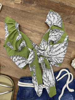 Cropped babado on internet