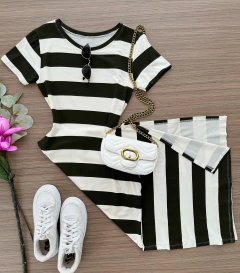 Vestido midi listrado - loja online
