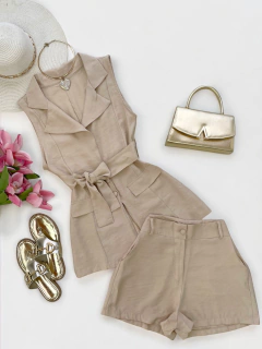 Conjunto Alfaiataria colete e shorts - comprar online