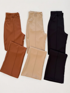 Calça pantalona alfaiataria (cópia) - (cópia) on internet