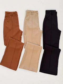 Calça pantalona alfaiataria na internet