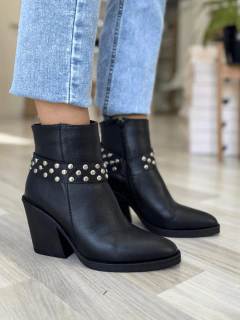 EMILIA - COMPAÑIA DE ZAPATOS