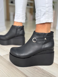 LORNA negro en internet