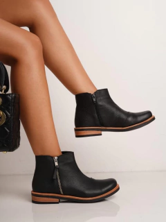 MALDIVAS CUERO negro en internet