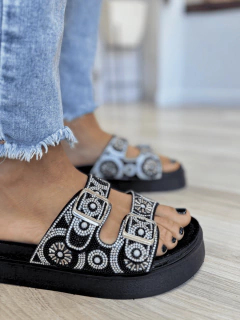 400 - COMPAÑIA DE ZAPATOS