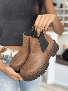 NIKA 42 - comprar online