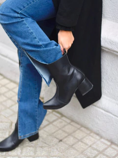 ALE 300 - COMPAÑIA DE ZAPATOS