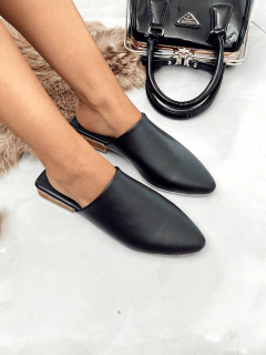 OLIVIA NEGRO on internet