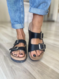 2010 - COMPAÑIA DE ZAPATOS