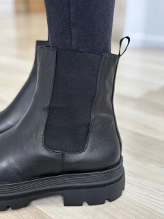 LOLA - COMPAÑIA DE ZAPATOS