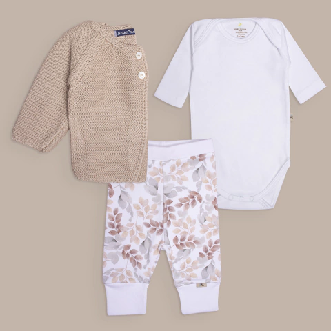 Conjunto Jesen: body, pantalon y saquito de hilo