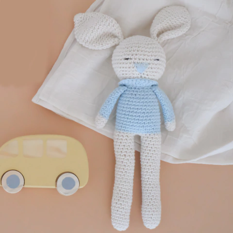 Conejo patas largas - buy online