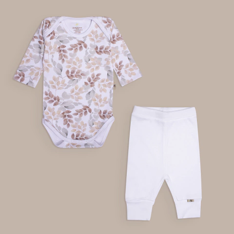 Conjunto Jesen: body estampado y pantalón