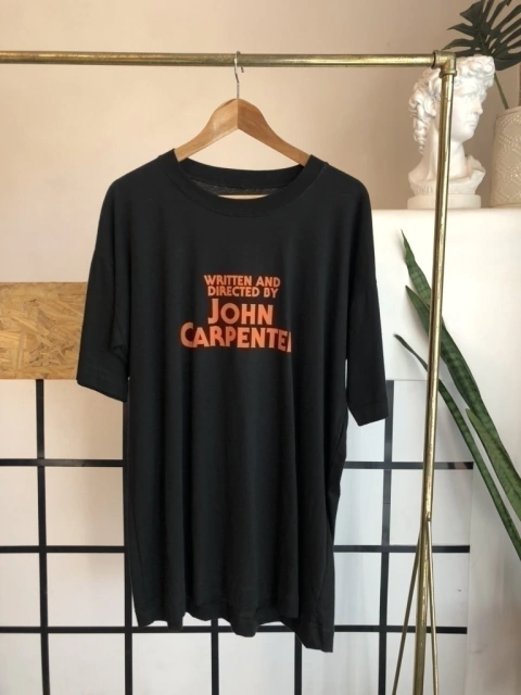 Remera Carpenter