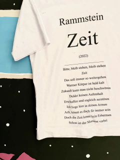 Remera Zeit - comprar online
