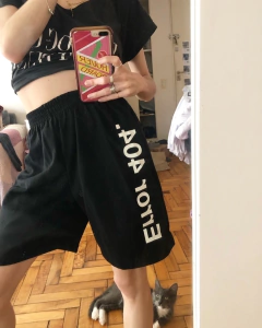 (Ungendered) Short Error 404 - tienda online