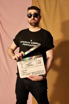(Ungendered) Remera Production kubrick - comprar online