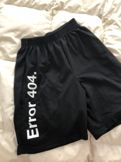 (Ungendered) Short Error 404 - comprar online