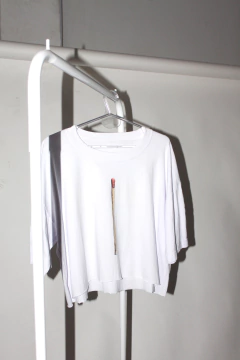 Remerón boxy crop Feuer (Prenda única)