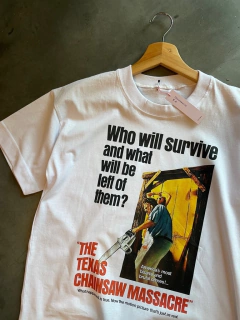 remera chainsaw texas massacre - Dinosaurio