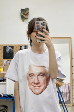 Remera Leslie Nielsen
