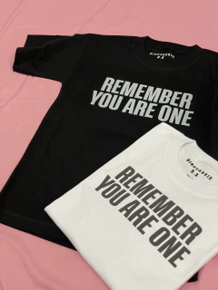 Remera the substance - comprar online