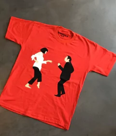 (Ungendered) Remera Pulp Fiction