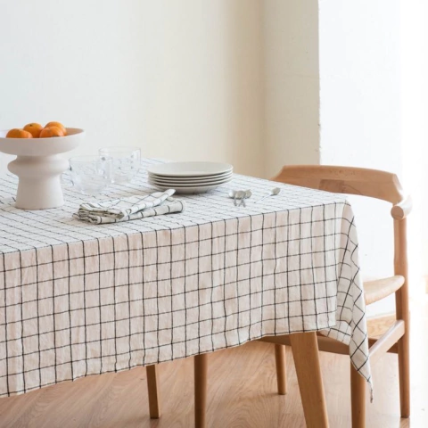 Manteles nórdicos a cuadros en internet
