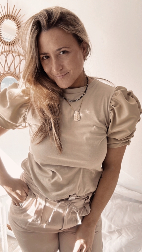 Remera Bella Beige