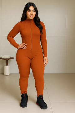 Macacão Bhali - Customizados e Cia