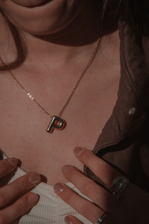 Collar Chunky Letter Gold
