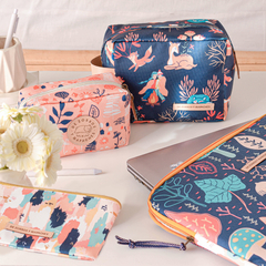Pack Techie x4u Surtido (Funda a elección + Mix de necesers estampas surtidas)