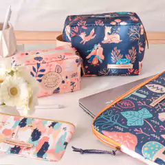 Pack Techie x4u Surtido (Funda a elección + Mix de necesers estampas surtidas)