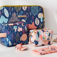 Pack Techie x5u (1 Funda + 3 necesers + 1 bolsa de tela) en internet