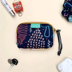 Petite Neceser Bosque Azul (cables, mouse, monedero)