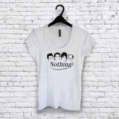 Remera entallada Nada #VRYDFFCLT